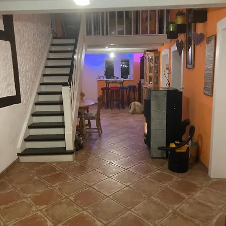 아파트 Emmer, Ein In Mit Zwei Zimmern 슈나이더슈발렌베르크