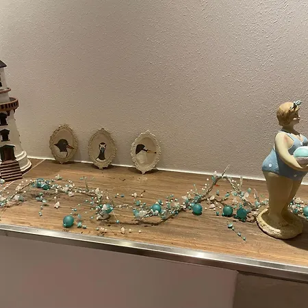 Emmer, Ein In Mit Zwei Zimmern