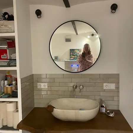 Emmer, Ein In Mit Zwei Zimmern Appartement *