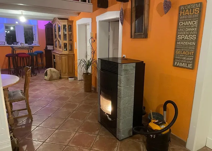 Emmer, Ein In Mit Zwei Zimmern Schieder-Schwalenberg