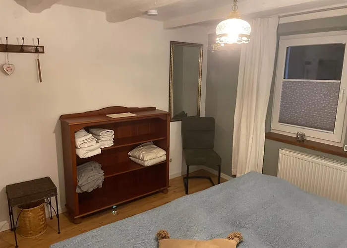 Emmer, Ein In Mit Zwei Zimmern Schieder-Schwalenberg